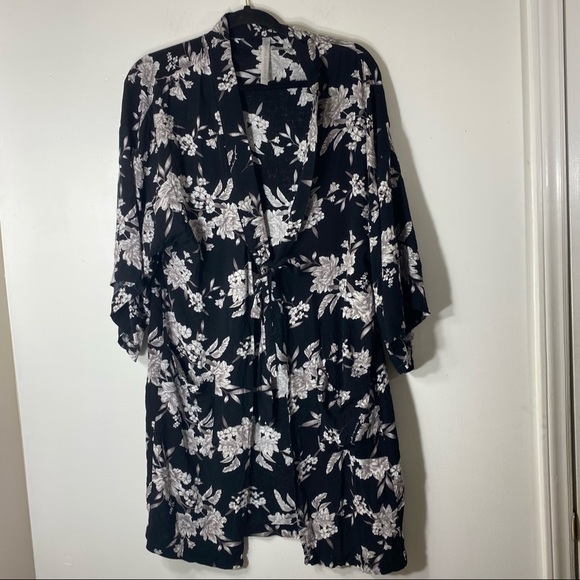 SPIRITUAL GANGSTER ONE SIZE FRONT TIE COVERUP - Picture 1 of 6